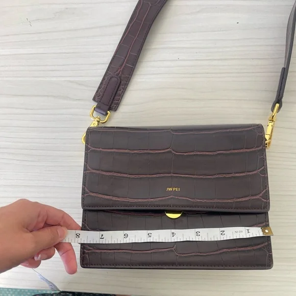 JW PEI BROWN CROC PURSE - Picture 8 of 10